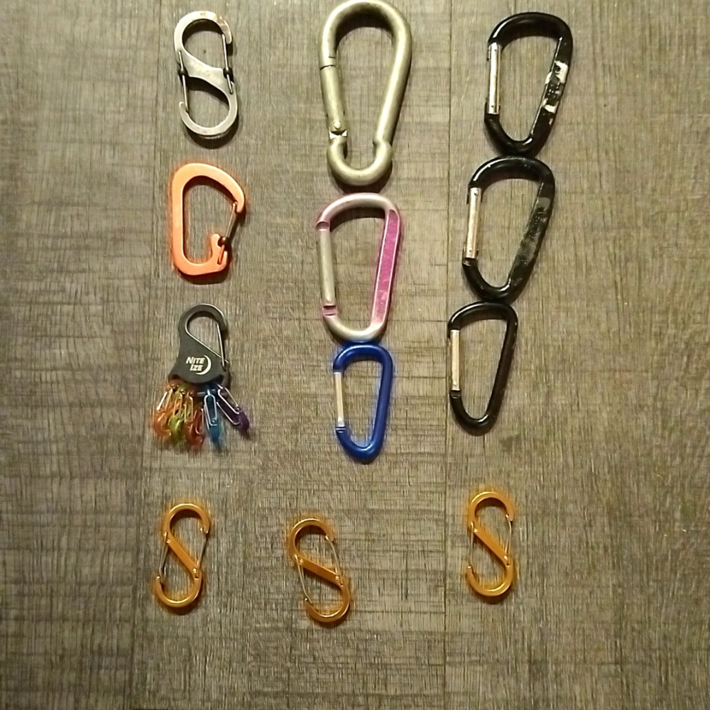 12 Carabeaners,3 are Raited for Climbing, and the Rest Are For everyday